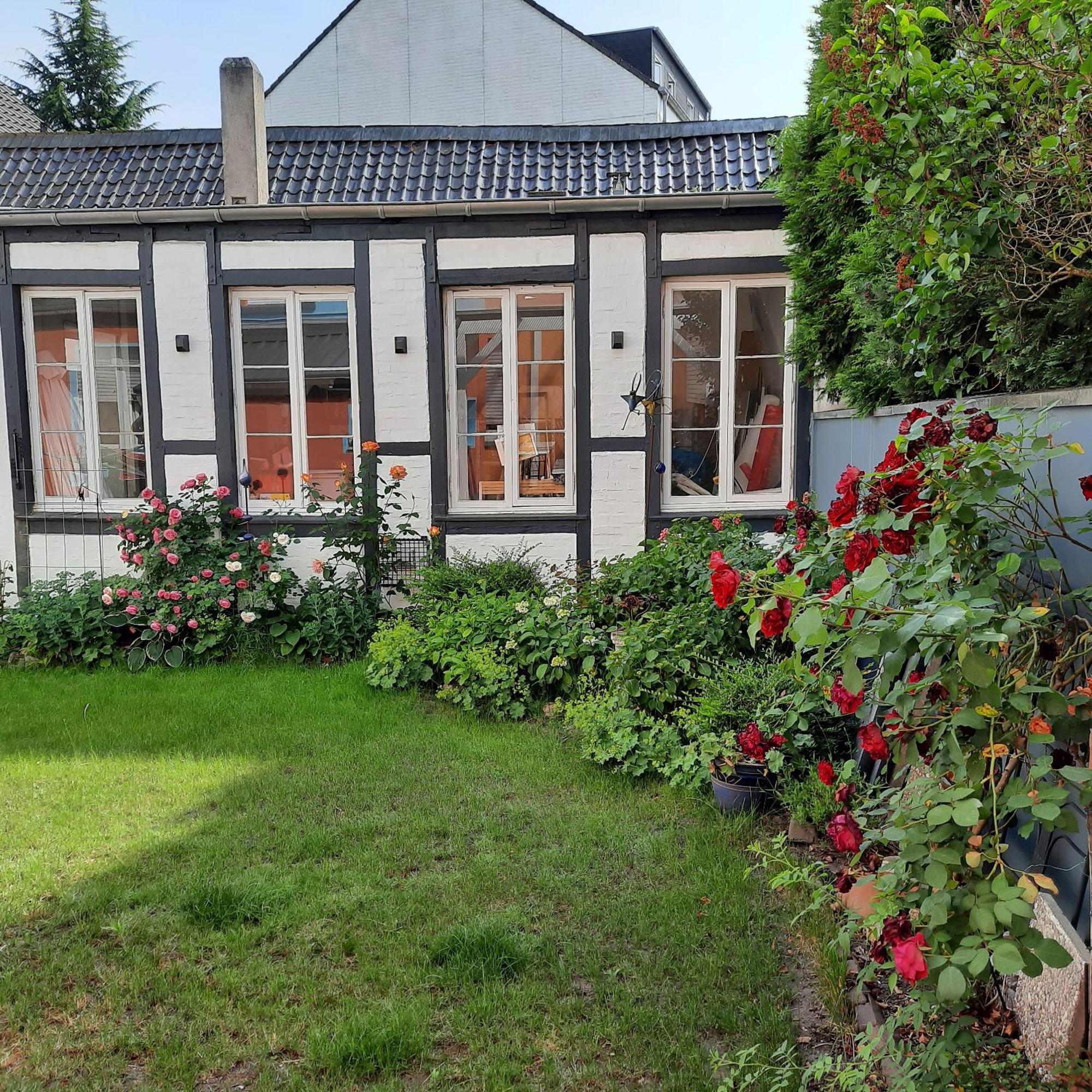 Apartmenthaus Lorbach Solingen Exterior photo